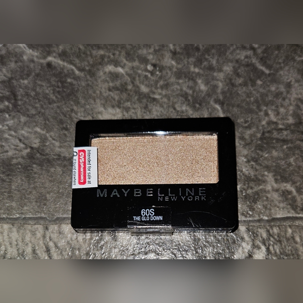 Maybelline Eyeshadow BNIB - The Glo Down BNIB